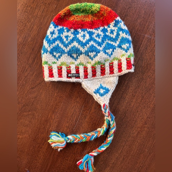 Everest Snow Hat - Picture 1 of 4